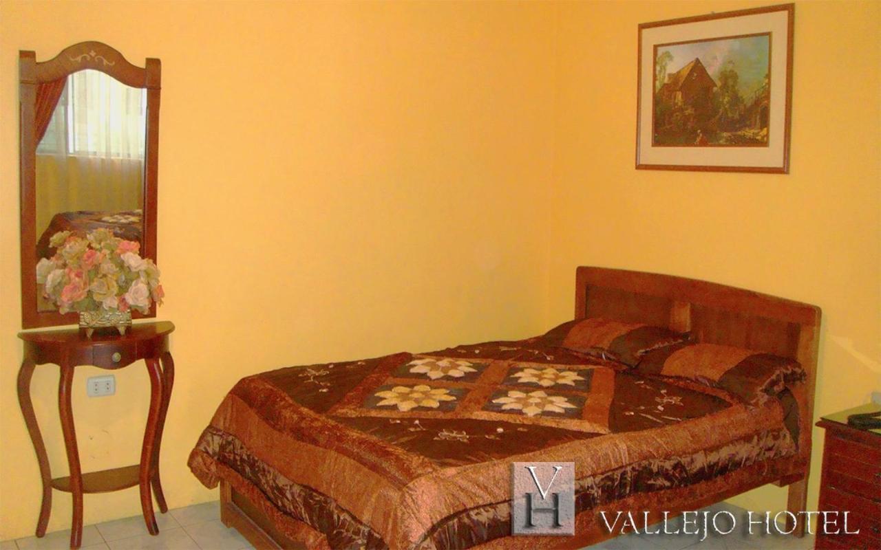 Vallejo Hotel Huaquillas Eksteriør bilde